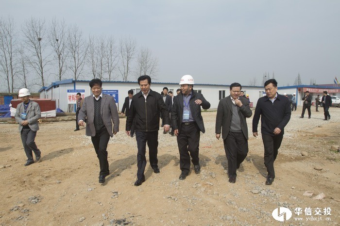 省委常委、市委書記黃楚平調(diào)研白洋港口新區(qū)1.jpg